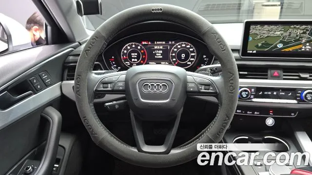 Audi A4 2019 — фото 13