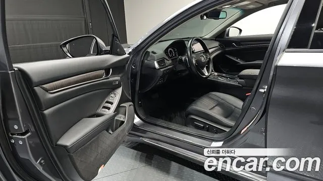 Honda Accord 2021 — фото 10