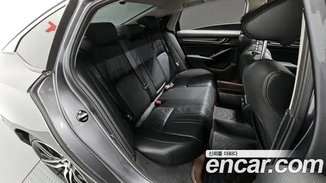 Honda Accord 2021 — фото 11