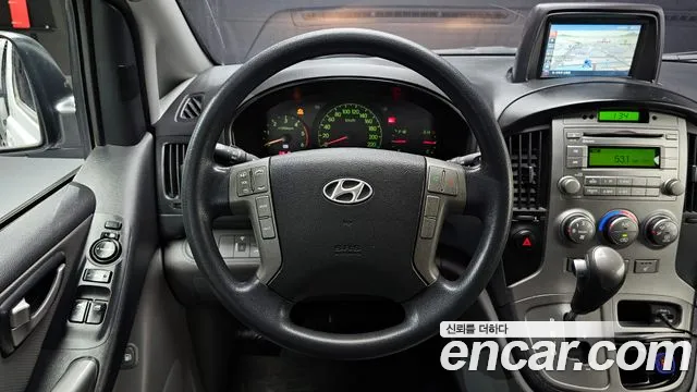Hyundai Starex 2014 — фото 19