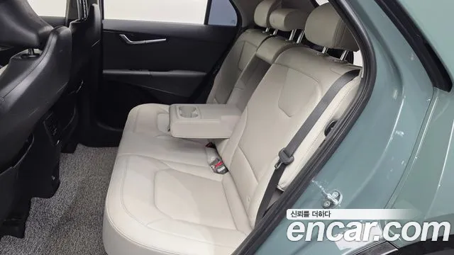 Kia Niro 2023 — фото 18