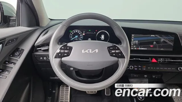 Kia Niro 2023 — фото 19
