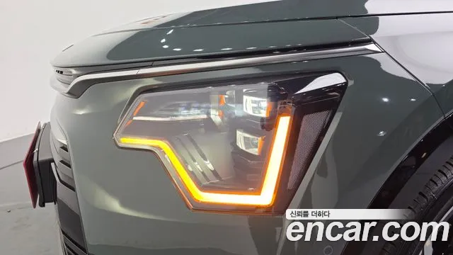 Kia Niro 2023 — фото 8