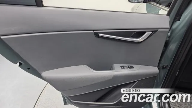 Kia Niro 2023 — фото 15