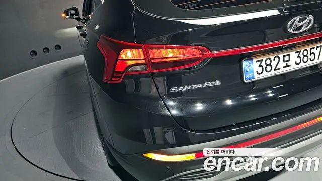 Hyundai Santafe 2021 — фото 9