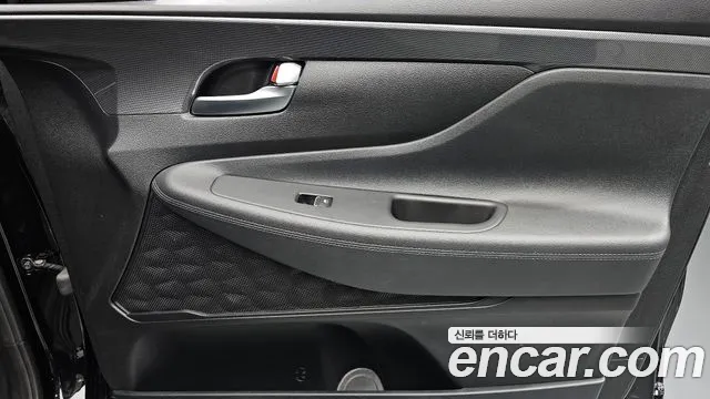 Hyundai Santafe 2021 — фото 15