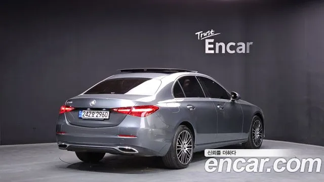 Mercedes-Benz C-Class 2023 — фото 1
