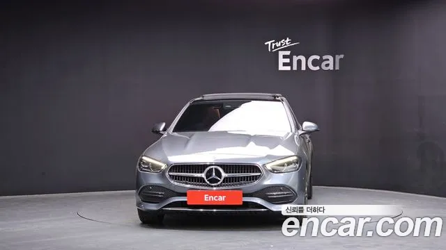 Mercedes-Benz C-Class 2023 — фото 2