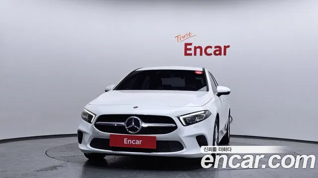 Mercedes-Benz A-Class 2020 — фото 3