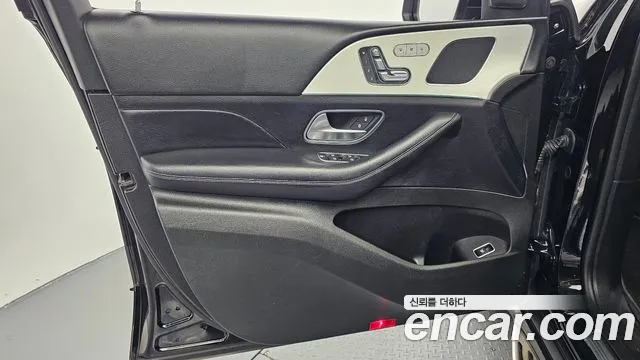 Mercedes-Benz GLE-Class 2020 — фото 14