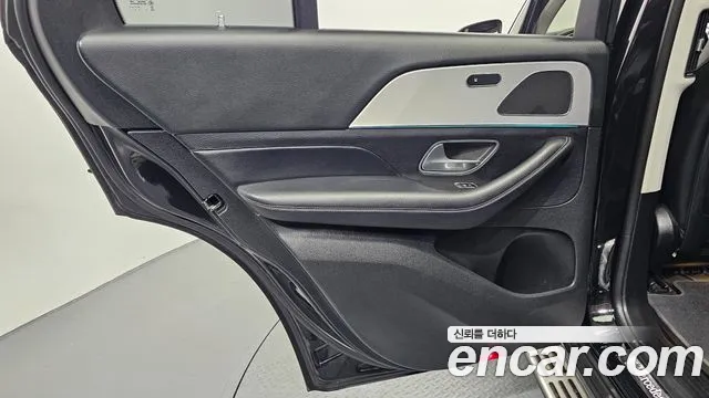 Mercedes-Benz GLE-Class 2020 — фото 15