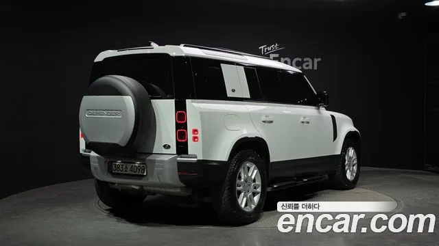 Land Rover Defender 2022 — фото 2