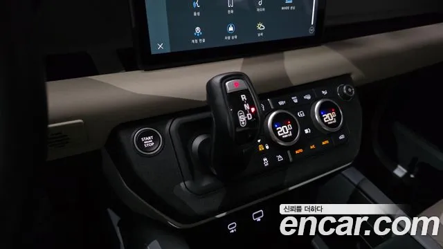 Land Rover Defender 2022 — фото 12