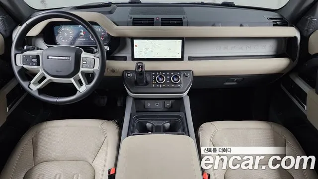 Land Rover Defender 2022 — фото 10