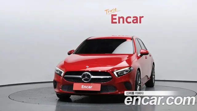 Mercedes-Benz A-Class 2019 — фото 3