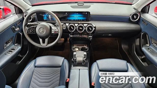Mercedes-Benz A-Class 2019 — фото 10