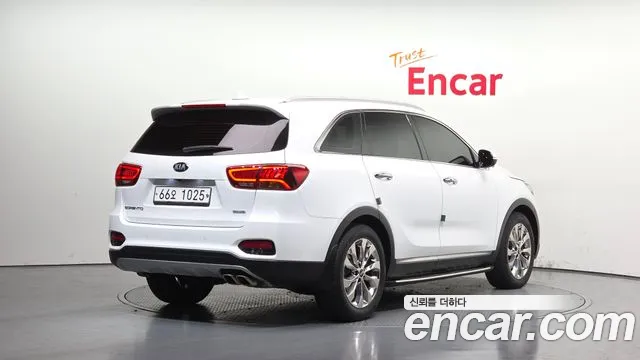Kia Sorento 2018 — фото 2