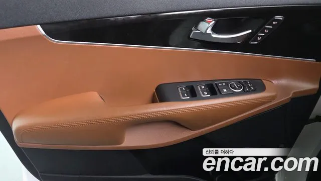 Kia Sorento 2018 — фото 14