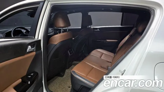 Kia Sportage 2019 — фото 11