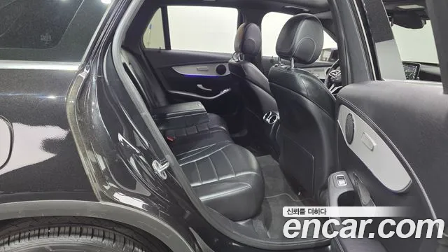 Mercedes-Benz GLC-Class 2022 — фото 12
