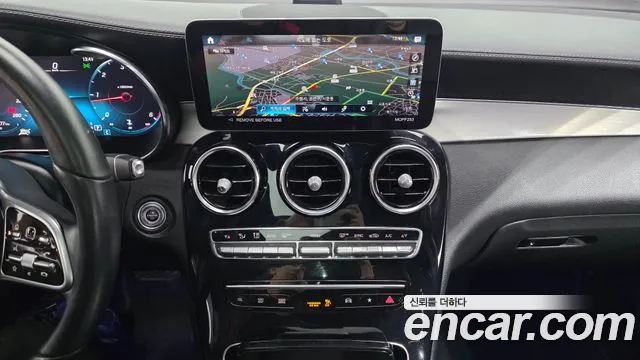 Mercedes-Benz GLC-Class 2022 — фото 14