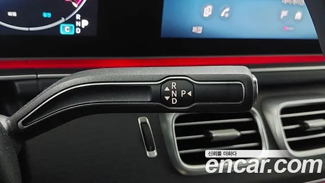 Mercedes-Benz GLS-Class 2024 — фото 20