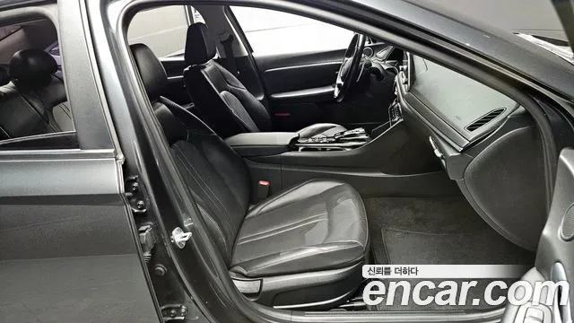 Hyundai Sonata 2020 — фото 10