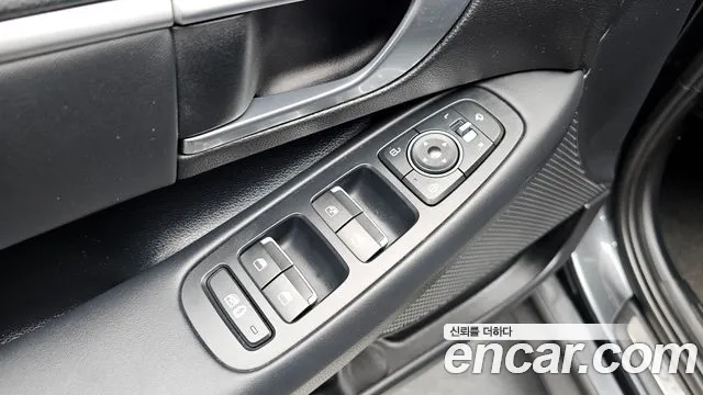 Hyundai Sonata 2020 — фото 18
