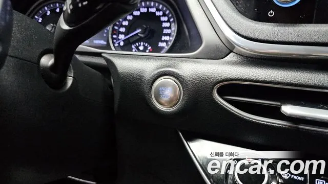 Hyundai Sonata 2020 — фото 19