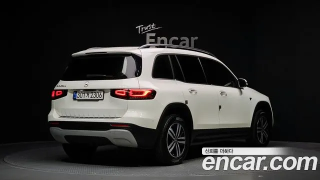 Mercedes-Benz GLB-Class 2021 — фото 2