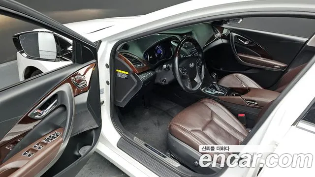 Hyundai Grandeur 2016 — фото 17
