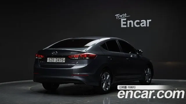 Hyundai AVANTE 2017 — фото 2