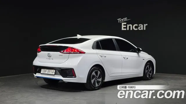 Hyundai Ioniq 2016 — фото 2