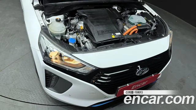 Hyundai Ioniq 2016 — фото 6