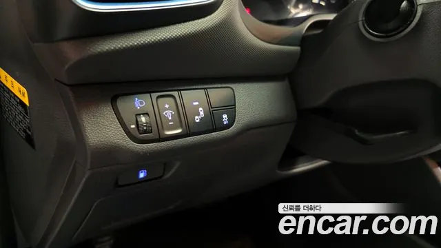 Hyundai Ioniq 2016 — фото 14