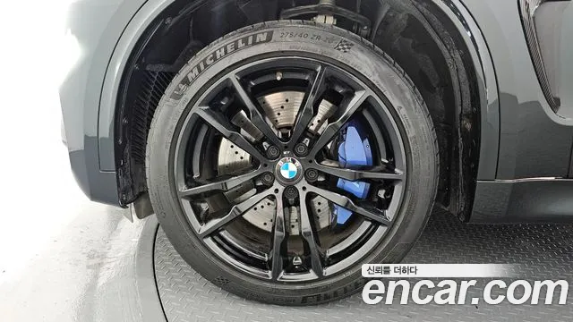 BMW X5M 2015 — фото 5