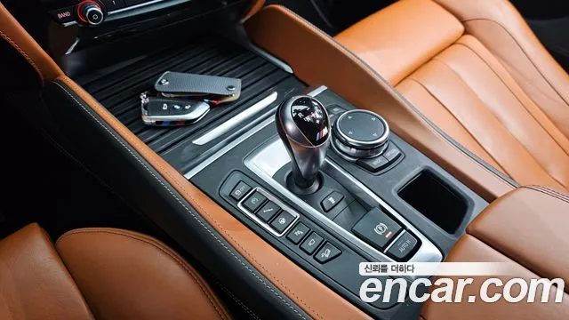 BMW X5M 2015 — фото 9