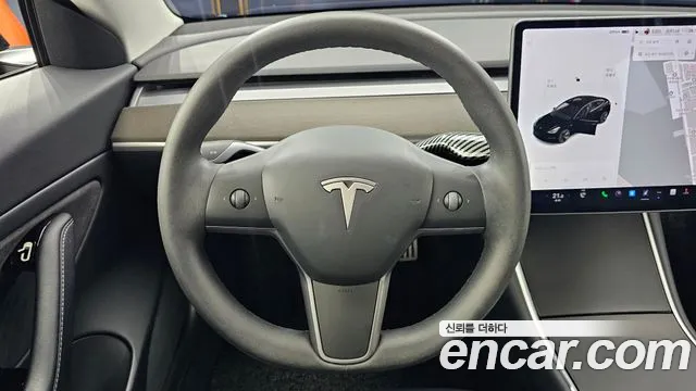 Tesla Model 3 2020 — фото 13