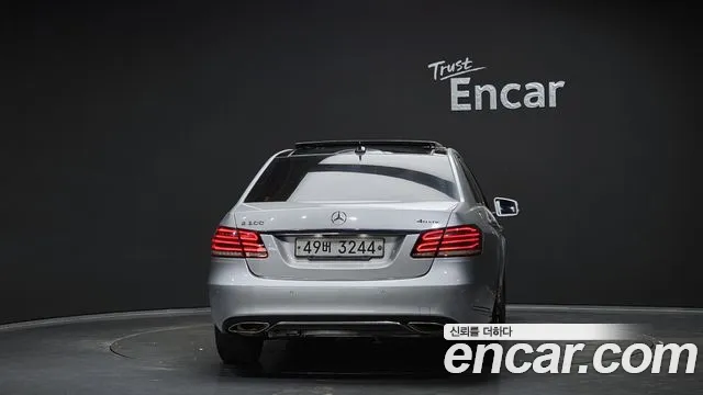 Mercedes-Benz E-Class 2015 — фото 4