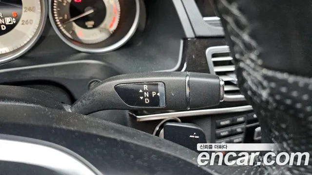 Mercedes-Benz E-Class 2015 — фото 9