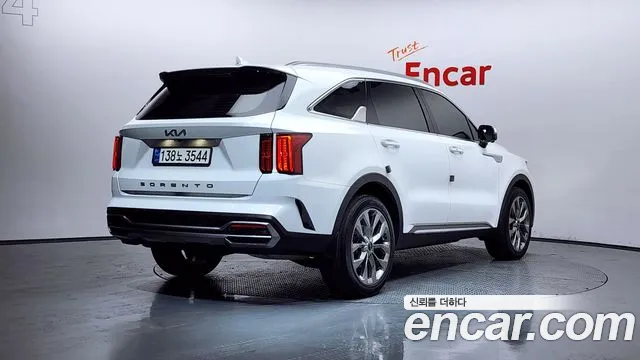 Kia Sorento 2022 — фото 1