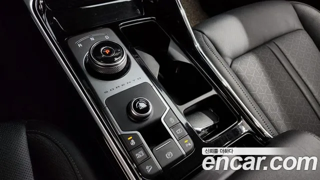 Kia Sorento 2022 — фото 11