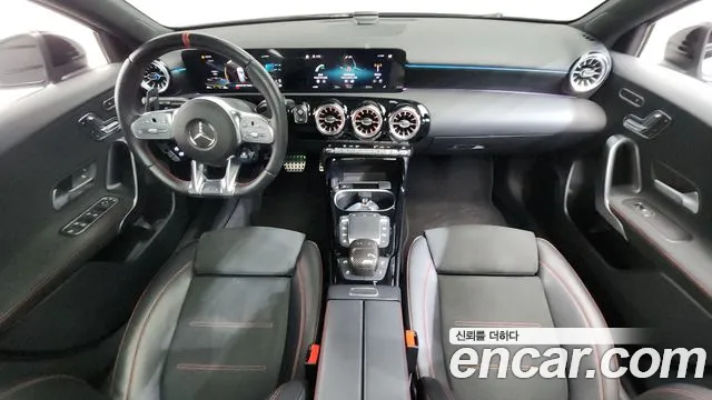 Mercedes-Benz A-Class 2022 — фото 10