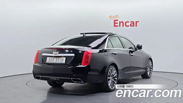 Cadillac CTS 2018 — фото 2