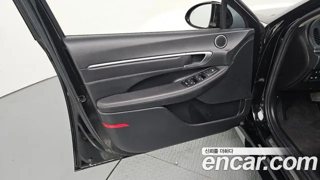 Hyundai Sonata 2022 — фото 14