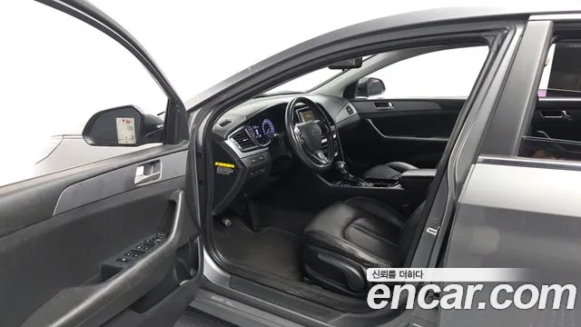 Hyundai Sonata 2018 — фото 10