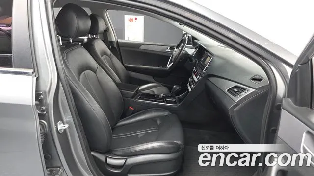 Hyundai Sonata 2018 — фото 11