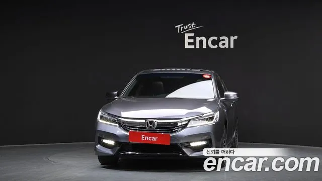 Honda Accord 2017 — фото 3