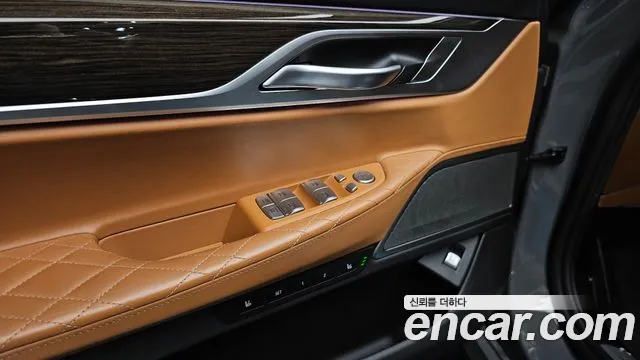 BMW 7-Series 2021 — фото 13