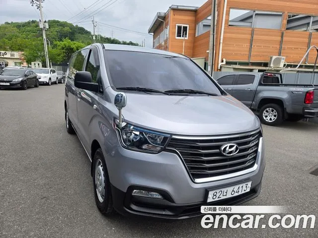 Hyundai Starex 2019 — фото 2